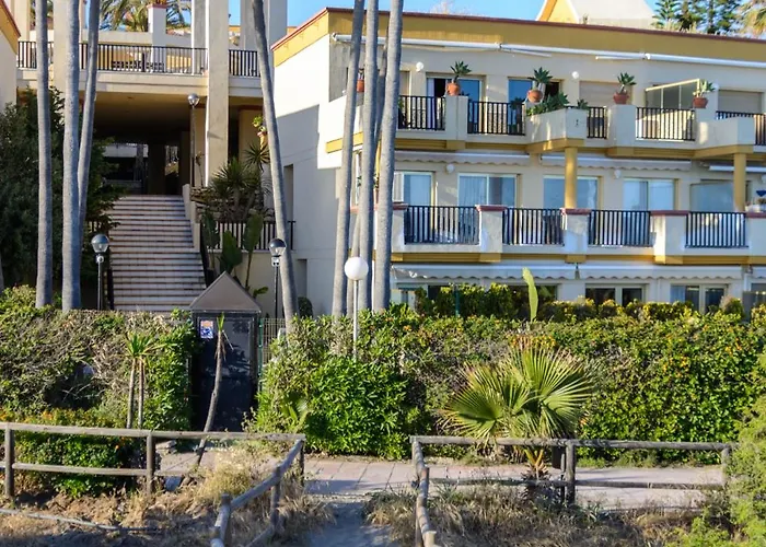 The Beachfront Gem * マルベーリャ