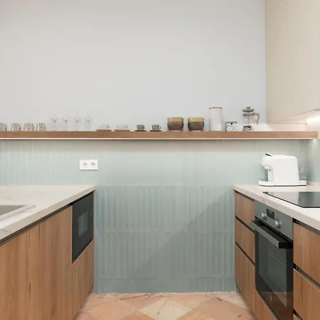 The Beachfront Gem * ماربيا